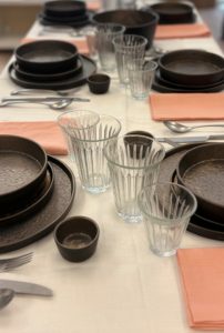 une belle sélection de porcelaine pour rehausser votre table